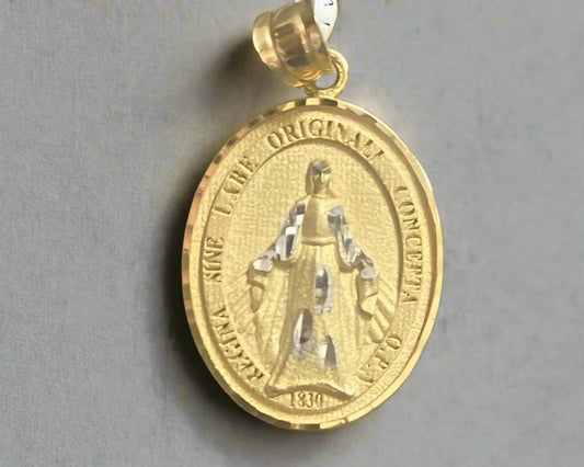 Religious Gold Pendant In Lebanon  - Gold Gifts In Lebanon