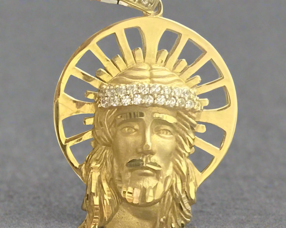 Religious Gold Pendant In Lebanon  - Gold Gifts In Lebanon