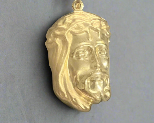 Religious Gold Pendant In Lebanon  - Gold Gifts In Lebanon