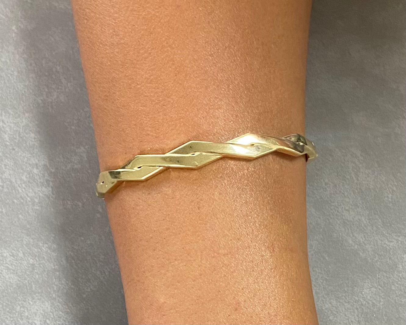 Gold Bangles - Gold Gifts For Her In Lebanon