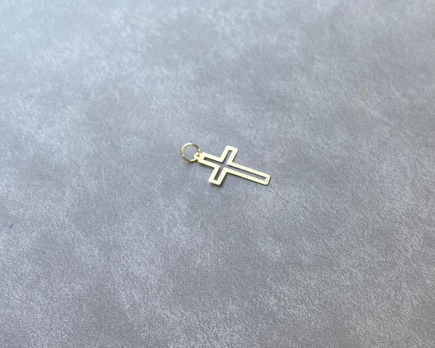 Cross Pendant Lebanon - Authentic Gold Jewelry in Lebanon