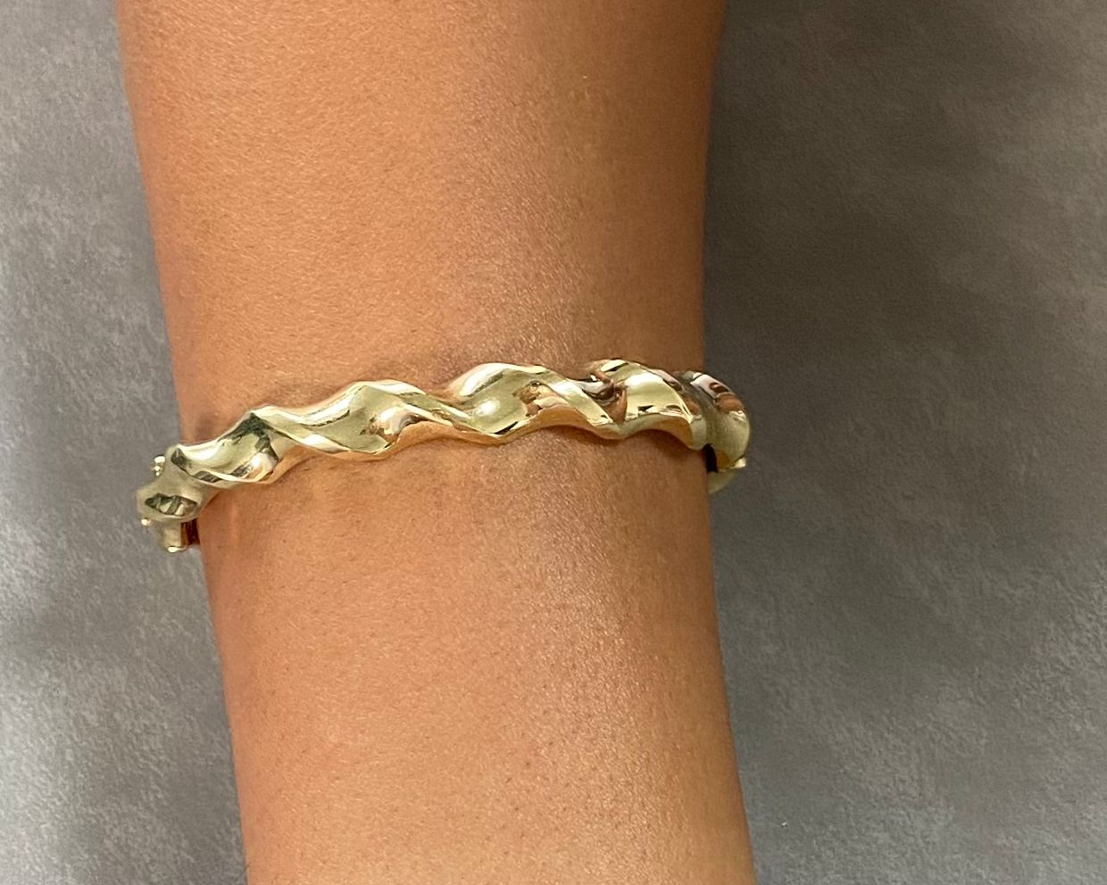 Gold Bangles - Gold Gifts For Her In Lebanon