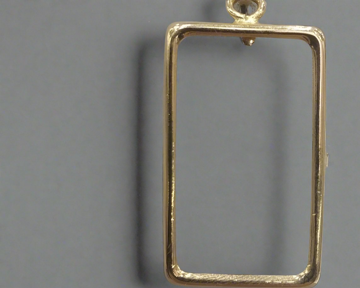 simple pendant