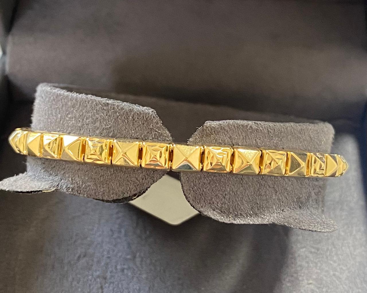 Gold Bangles - Designers Gold In Lebanon