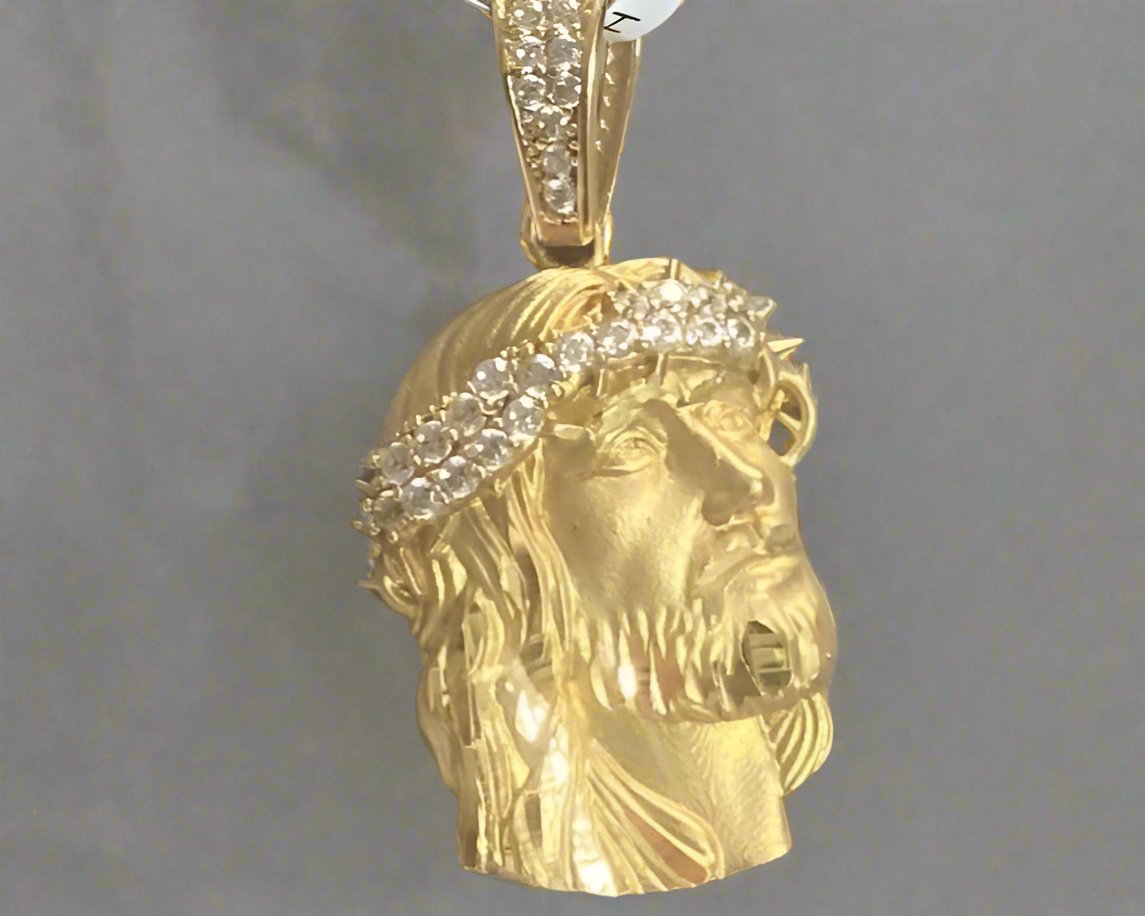 Religious Gold Pendant In Lebanon  - Gold Gifts In Lebanon