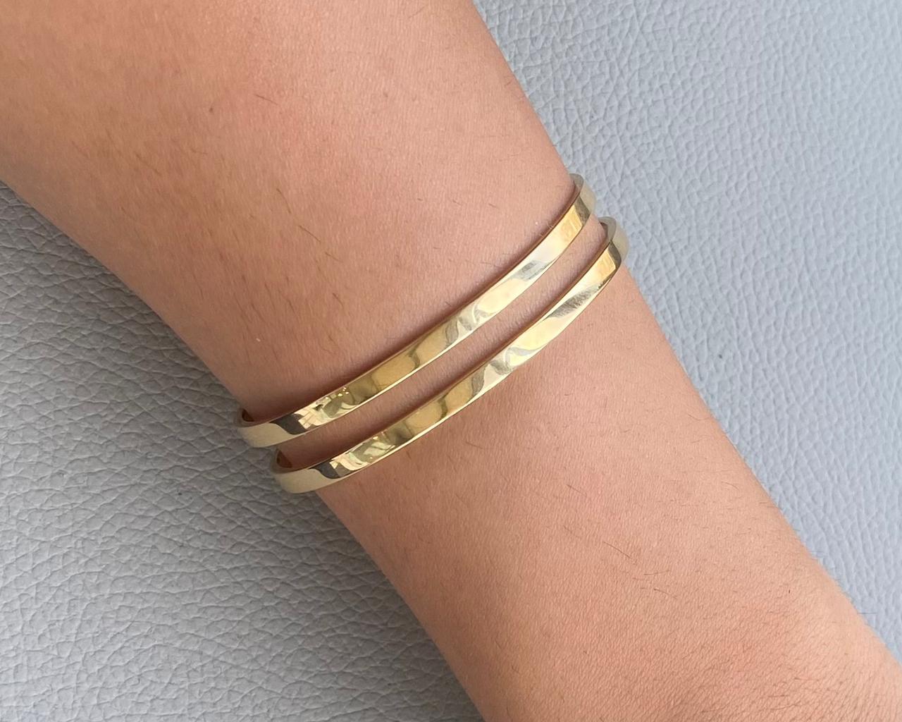 Gold Bangles - Designers Gold In Lebanon