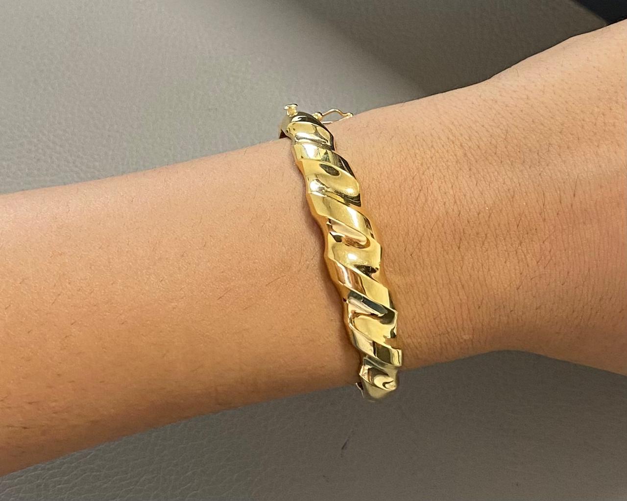 Gold Bangles - Designers Gold In Lebanon