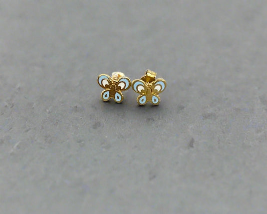 stud earrings